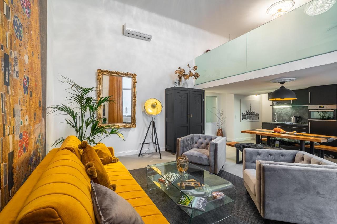 The Kiss - Luxurioeses City Loft Am Naschmarkt Vienna Luaran gambar