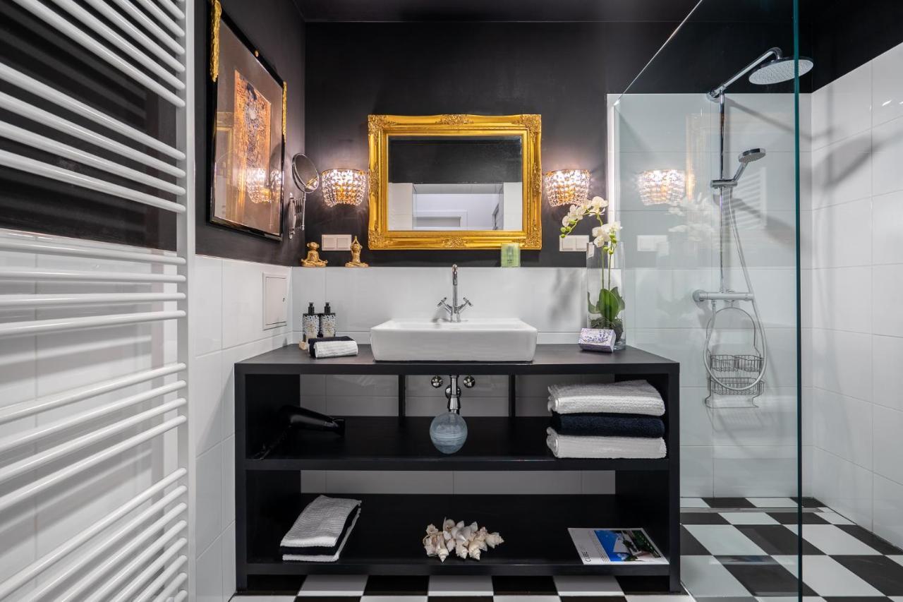 The Kiss - Luxurioeses City Loft Am Naschmarkt Vienna Luaran gambar