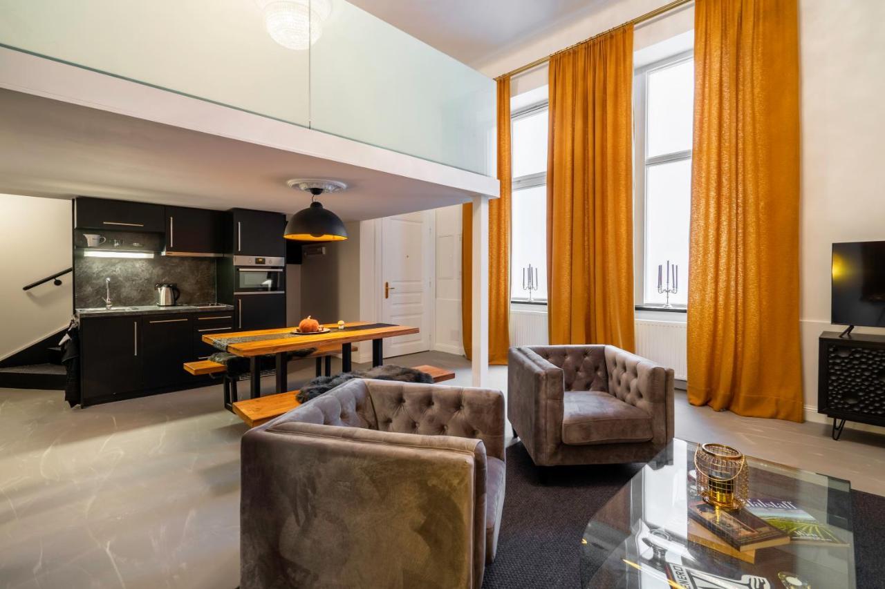 The Kiss - Luxurioeses City Loft Am Naschmarkt Vienna Luaran gambar